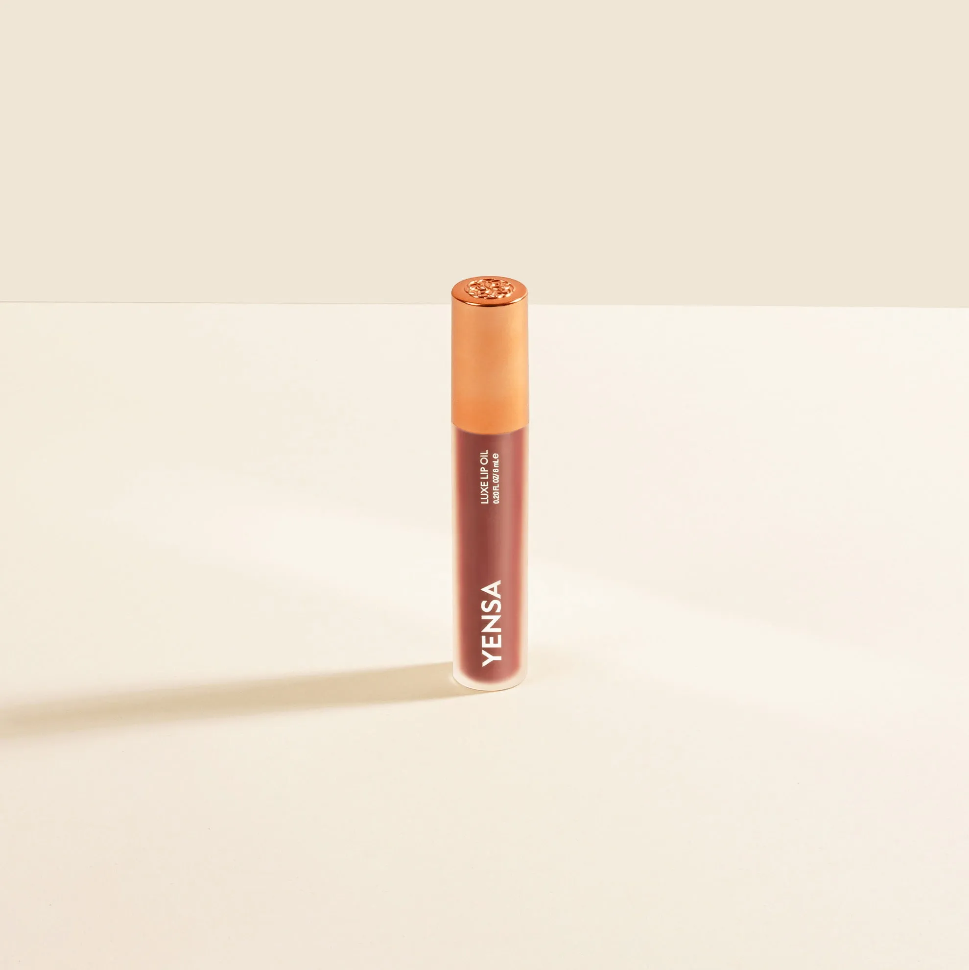 Luxe Lip Nourishing Oil with Hyaluronic   Vitamin E