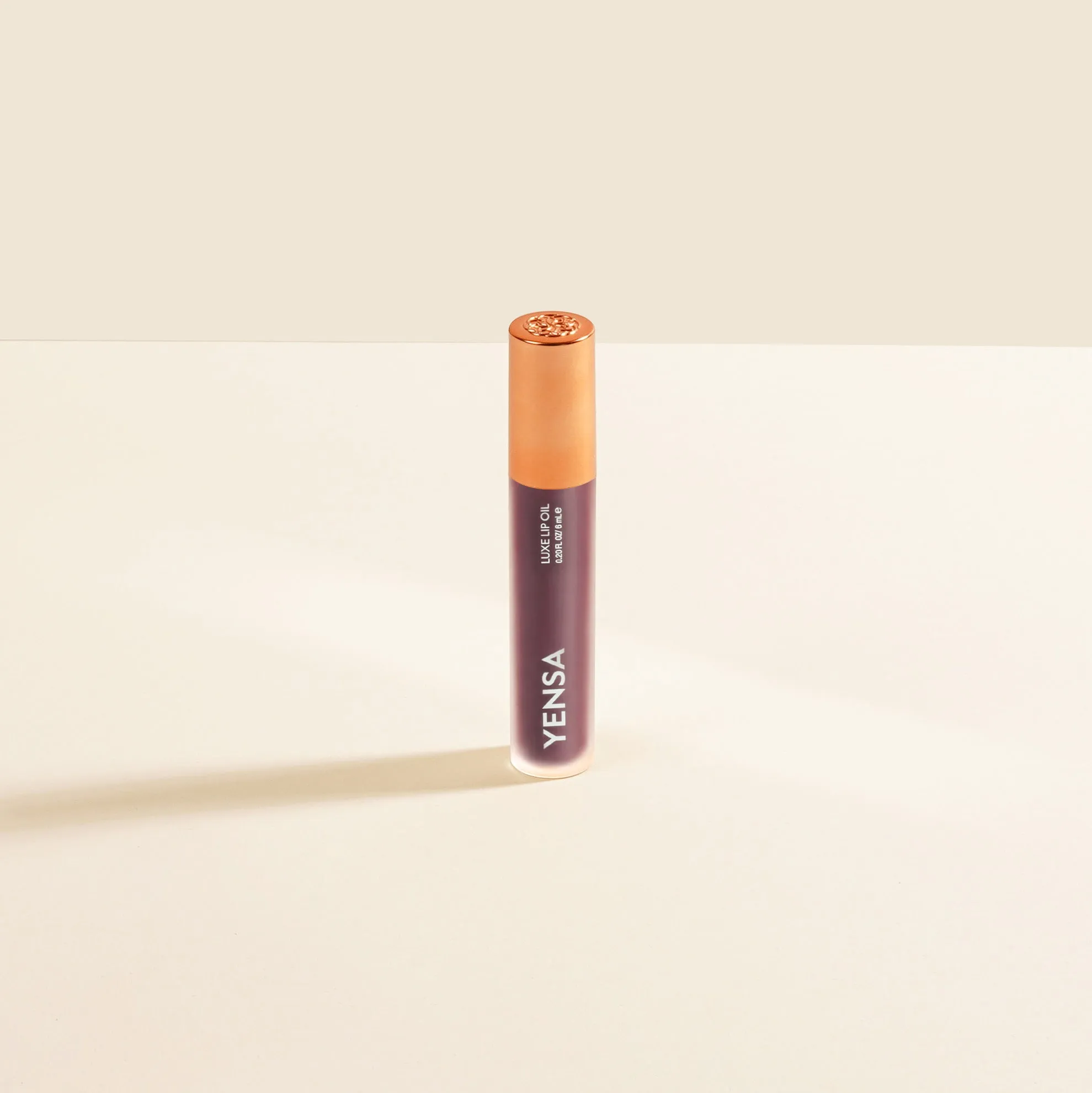 Luxe Lip Nourishing Oil with Hyaluronic   Vitamin E