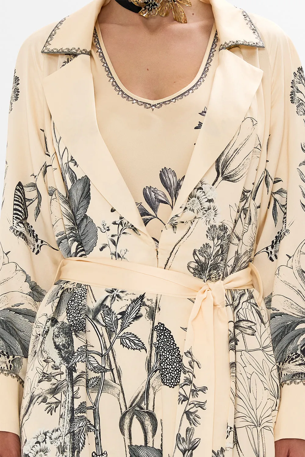 SOFT TRENCH WITH FRENCH CUFF ETCHED INTO ETERNITY