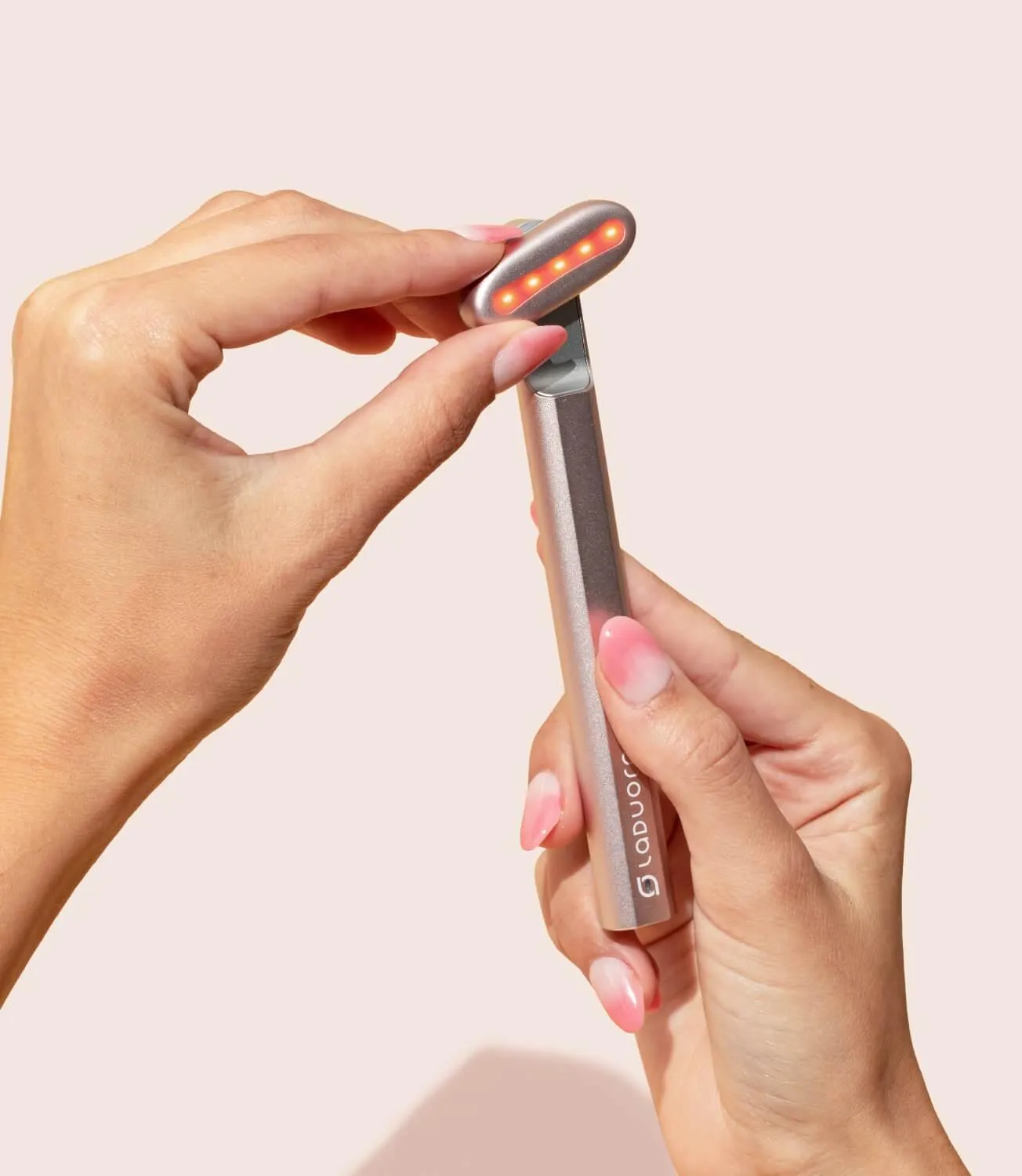 Velve Skincare Wand with Red Light Therapy